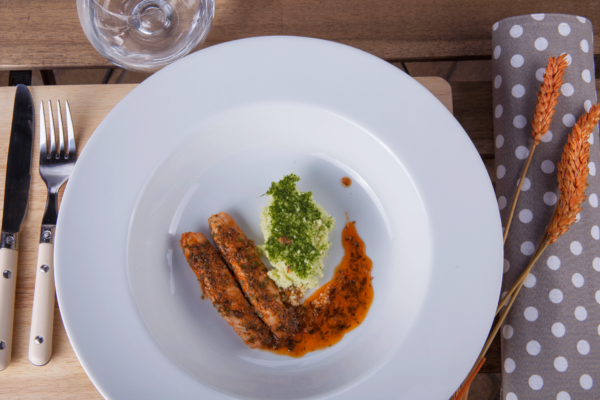 MELVA CANUTERA CON CHERMOULA Y CUSCUS VERDE