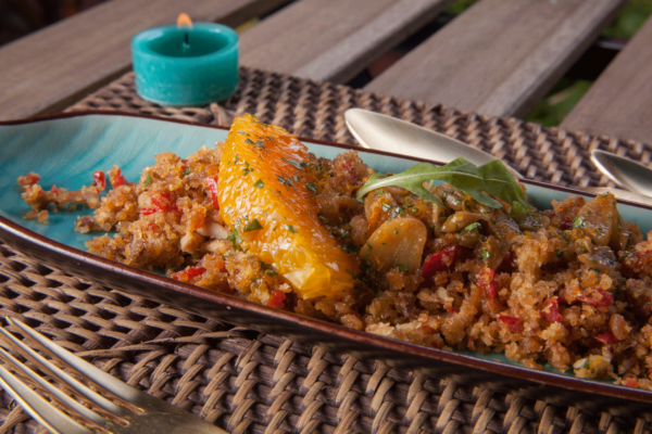 MIGAS DE CABALLA CON SALSA DE NARANJA